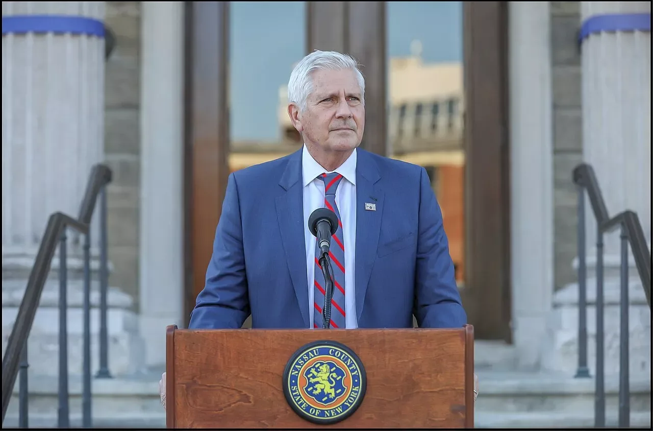 Gun Violence Advocate Challenges Blakeman's Crime-Fighting Record in New York Governor Race
