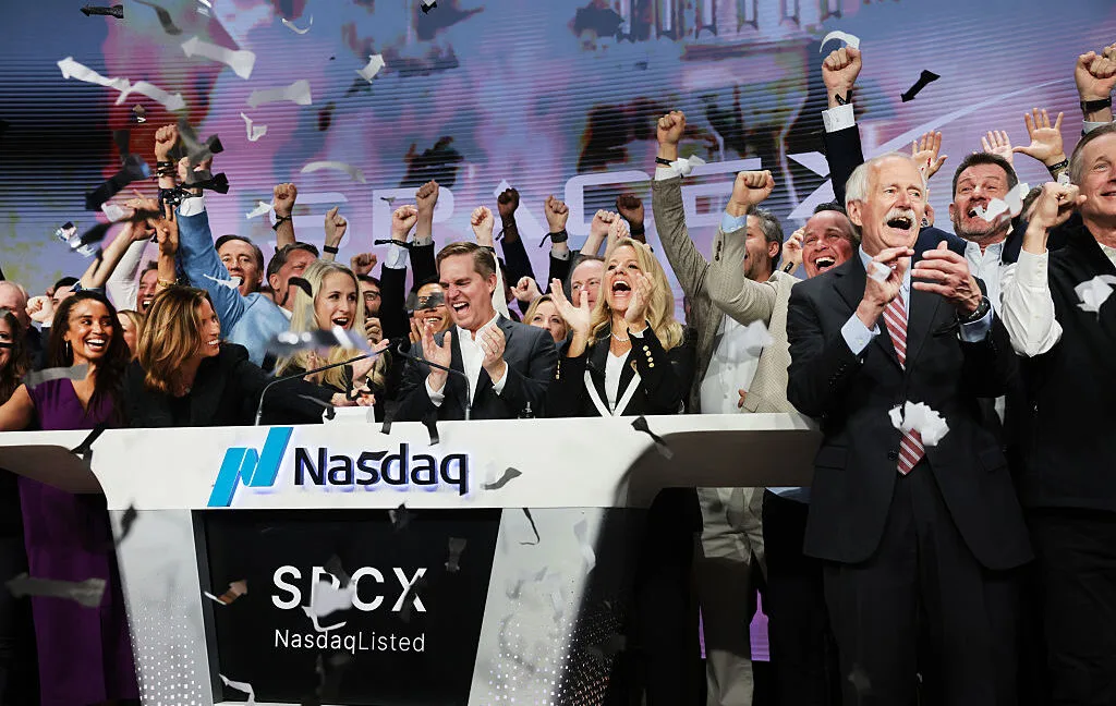 Chinese Military-Linked Investors Secretly Acquired SpaceX Stakes Before IPO