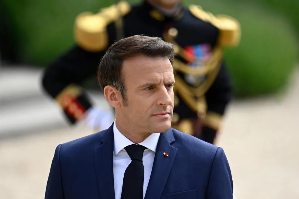 Macron urges swift US-Iran deal and unconditional reopening of Strait of Hormuz