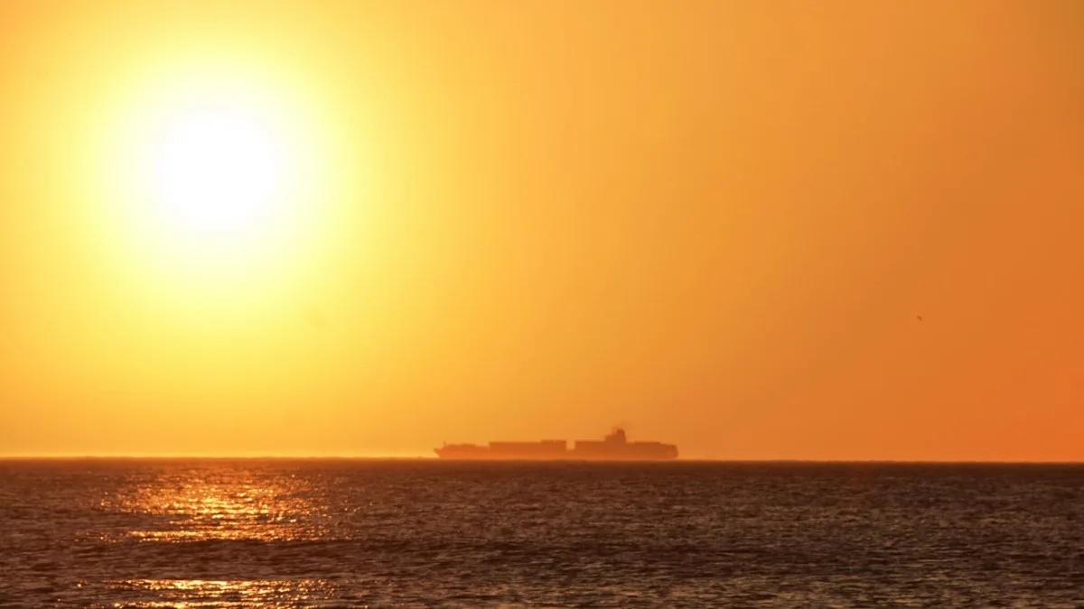 Oil Prices Surge as Trump Seeks Tougher Terms in Iran Nuclear Deal Talks