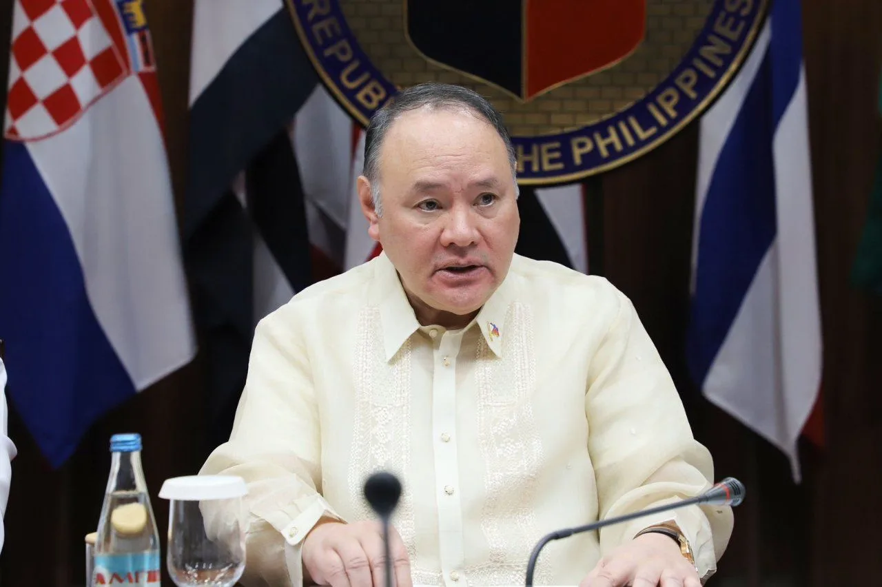 Philippines Condemns China’s Dismissal of 2016 South China Sea Ruling as Insincere