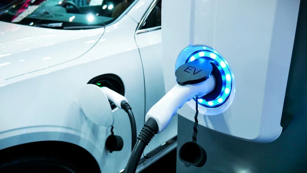 Rising Fuel Costs Propel Electric Vehicle Sales Growth Across Europe