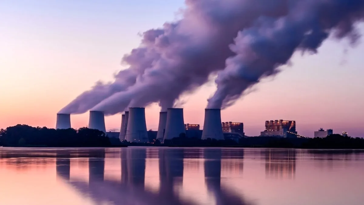 Scientists Dismiss Highest Climate Emission Scenario but Warn Risks Remain