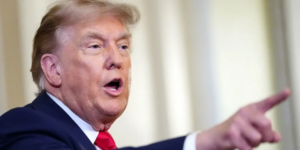Senate Republicans Withdraw Support for Iran War Powers Resolution After Heated White House Meeting