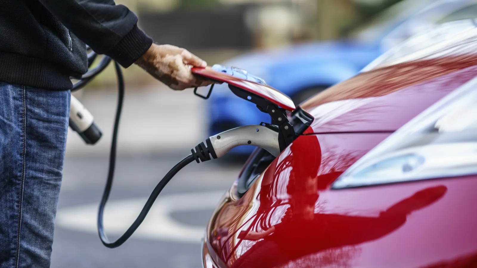 Social Resistance Emerges as Key Barrier for Prospective Electric Vehicle Buyers