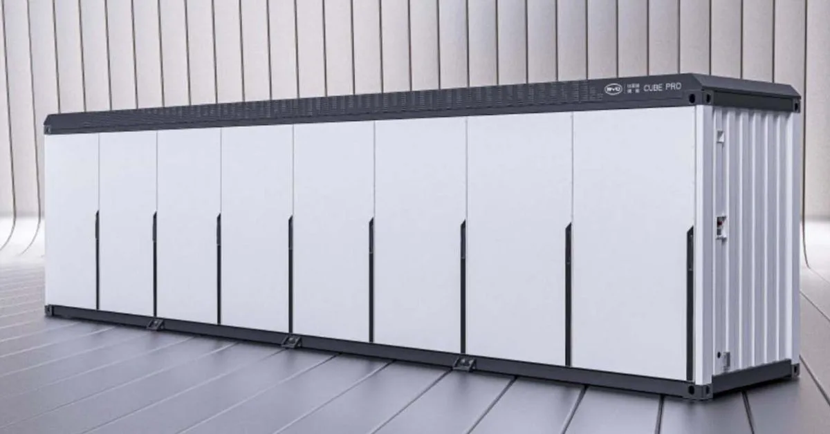 BYD Secures Major Battery Contract for World’s Largest Solar-Plus-Storage Facility