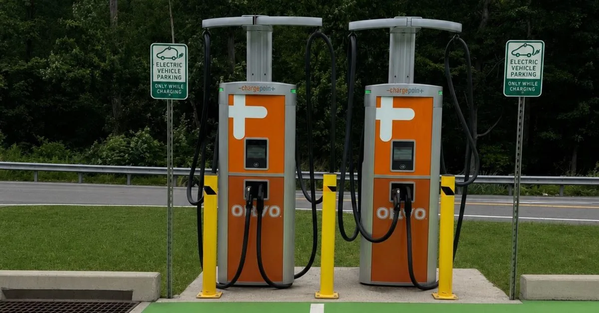 ChargePoint to Install Ultra-Fast EV Chargers at 12 Key Highway Travel Plazas