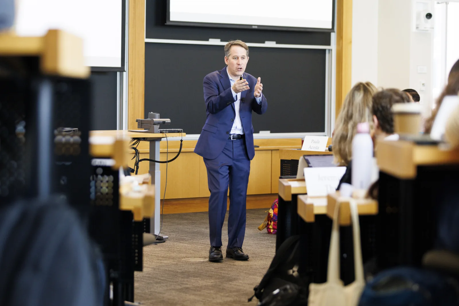 Harvard Kennedy School Prepares Leaders for the AI-Driven Future of Public Policy
