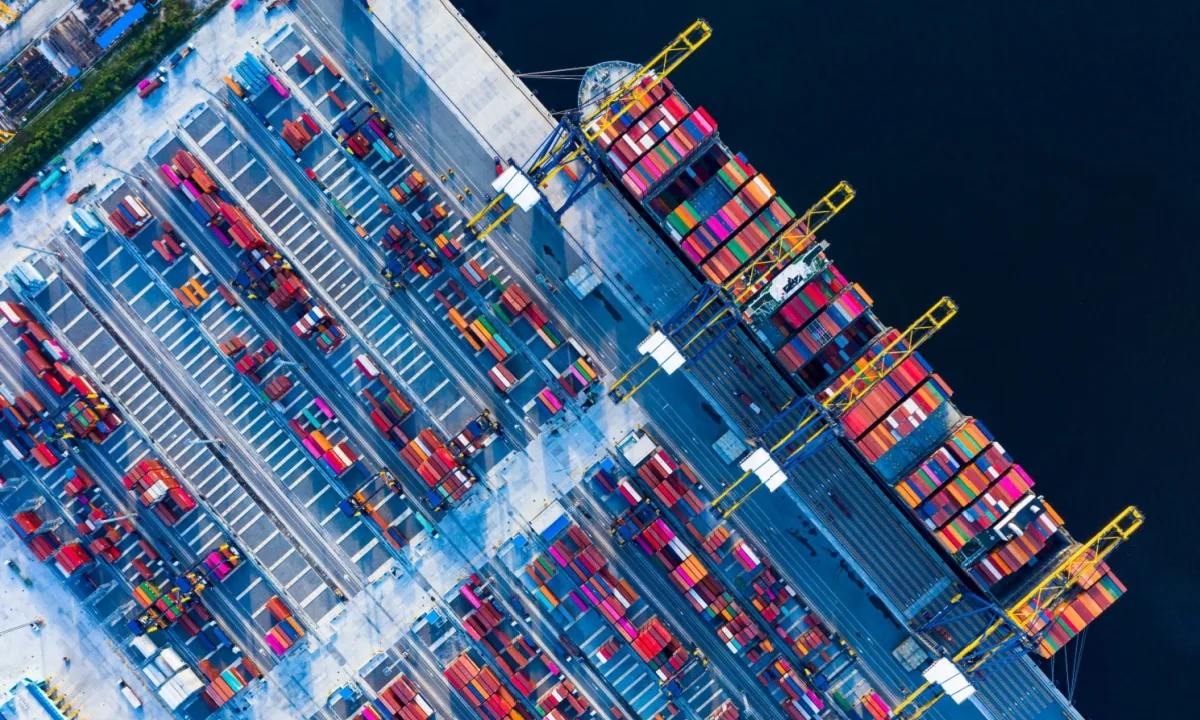 NY Fed Reports Decline in Global Supply Chain Pressures Amid Gradual Recovery