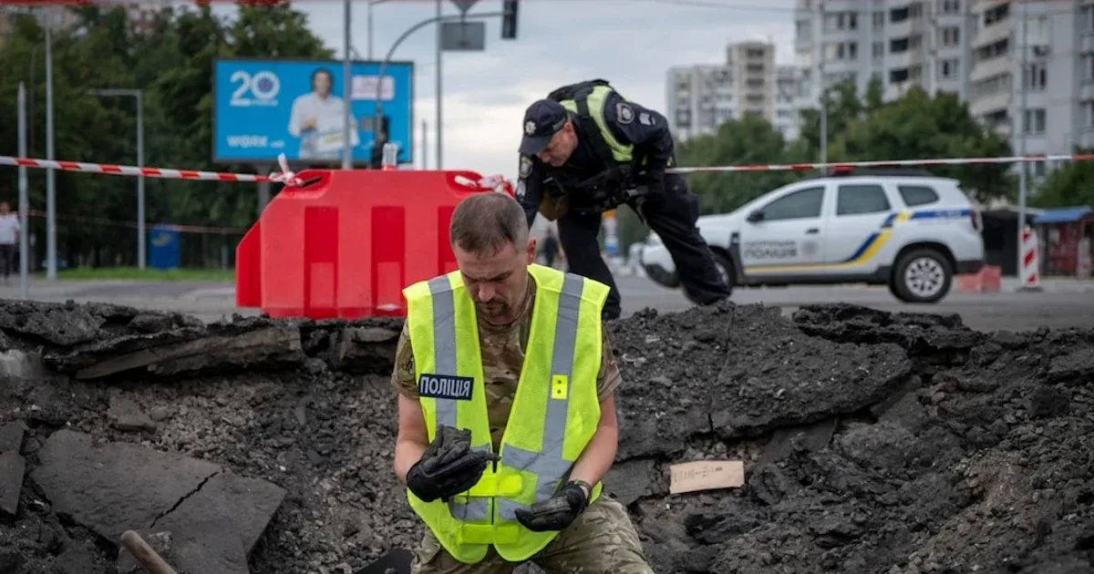 Russian Strikes Injure Civilians in Kyiv as Ukraine Targets Sea of Azov Shipping