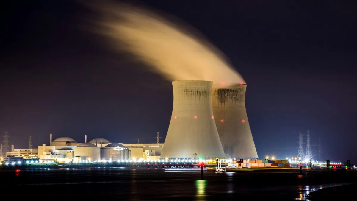 Trump’s $17.5 Billion Nuclear Loan Program Faces Challenges Amid U.S. Industry Decline