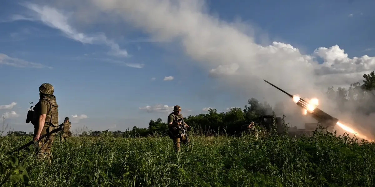 Ukraine Increases Pay and Contract Lengths to Retain Foreign Fighters on Front Lines