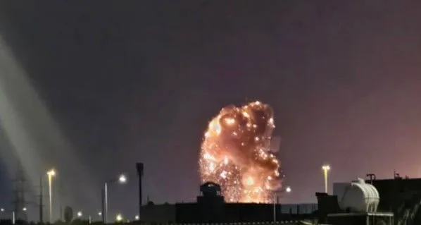 US Launches Airstrikes on Iranian Targets and Revokes Key Oil Export License