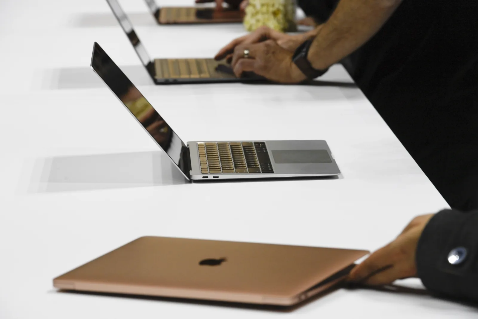 Apple Enhances Full Disk Access Security on Mac Amid AI Privacy Concerns