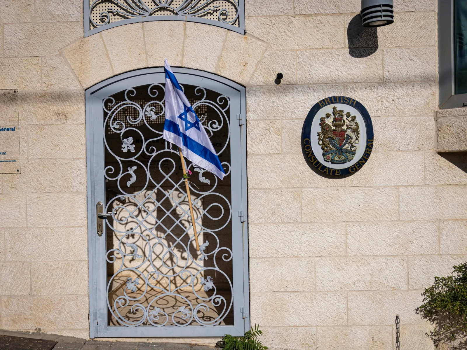 The Historical Strains Shaping UK-Israel Diplomatic Tensions